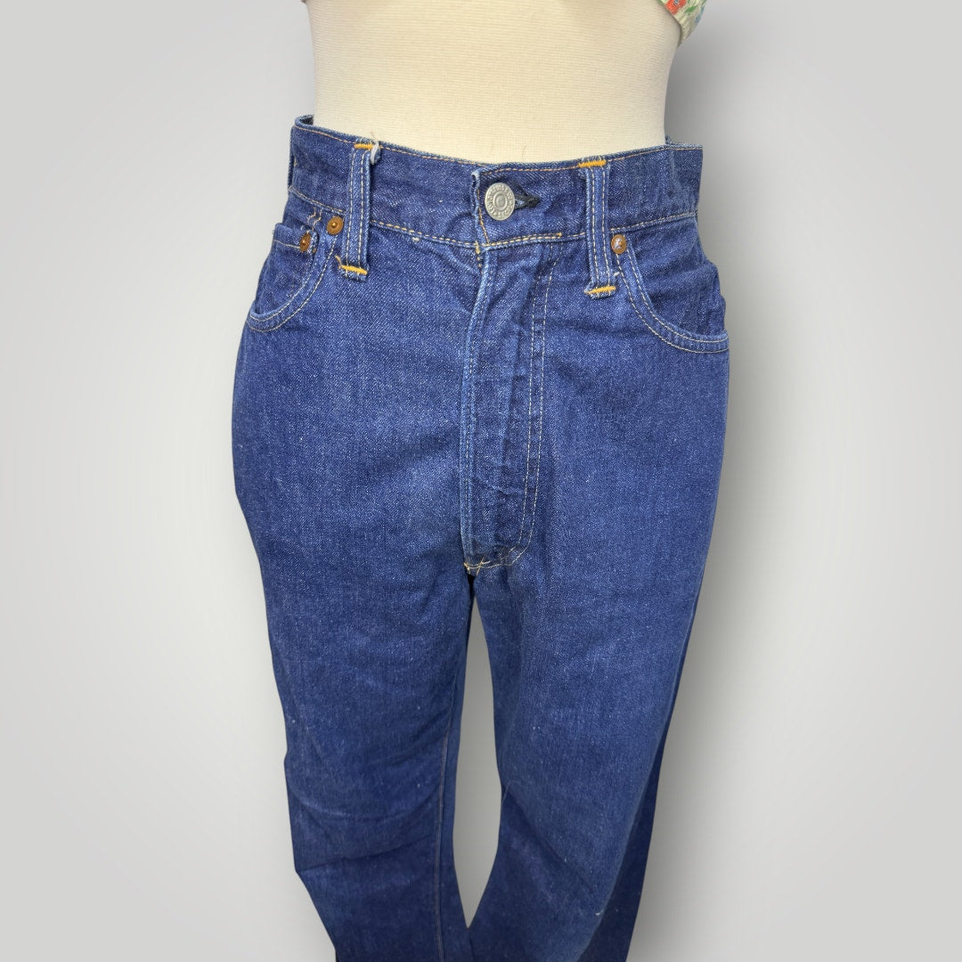 Vintage Levi's Big E 701 Women's Selvedge 1940s Full Hip Thigh 26" Waist XS sz 2