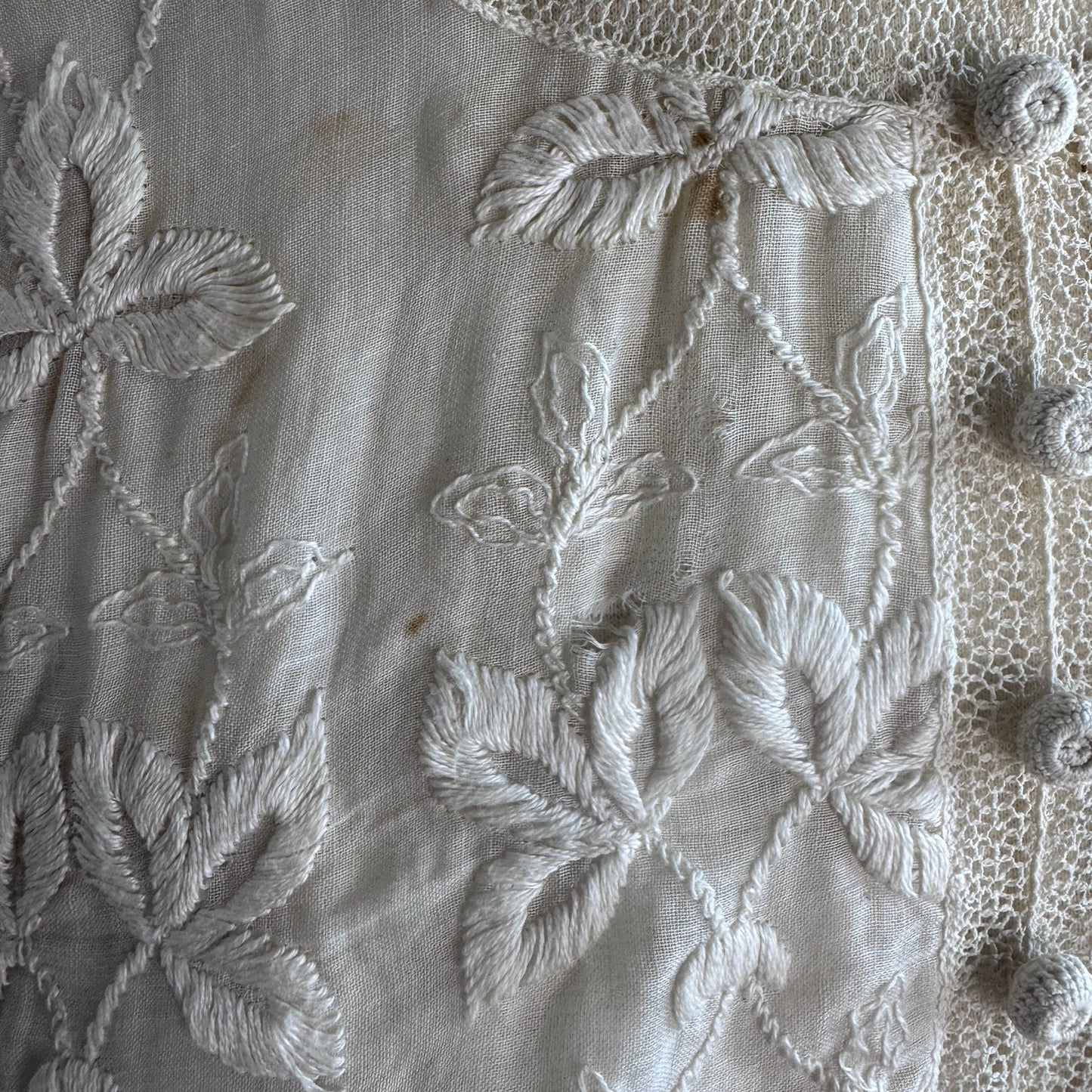 Vintage Early 1900s Top Edwardian Embroidered Floral Lace Button XS Ivory