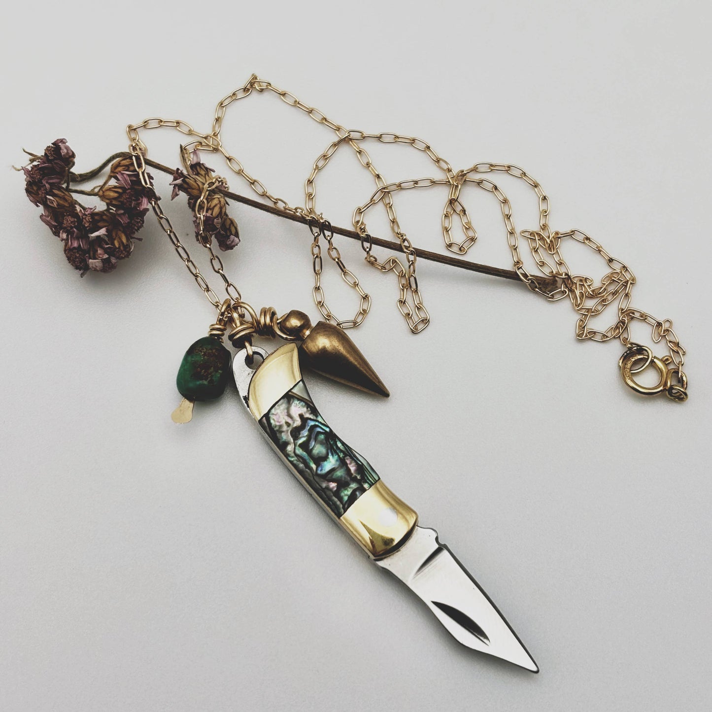 Handmade Billie Jr. Necklace (Abalone)