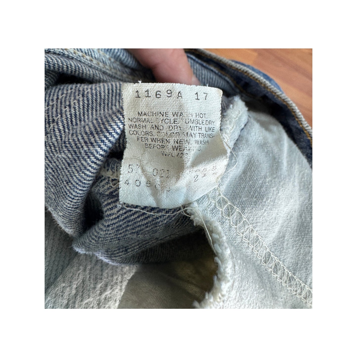 Vintage Levis 505 Denim 1990s 505 100% Cotton Medium Wash 32x32 Men's