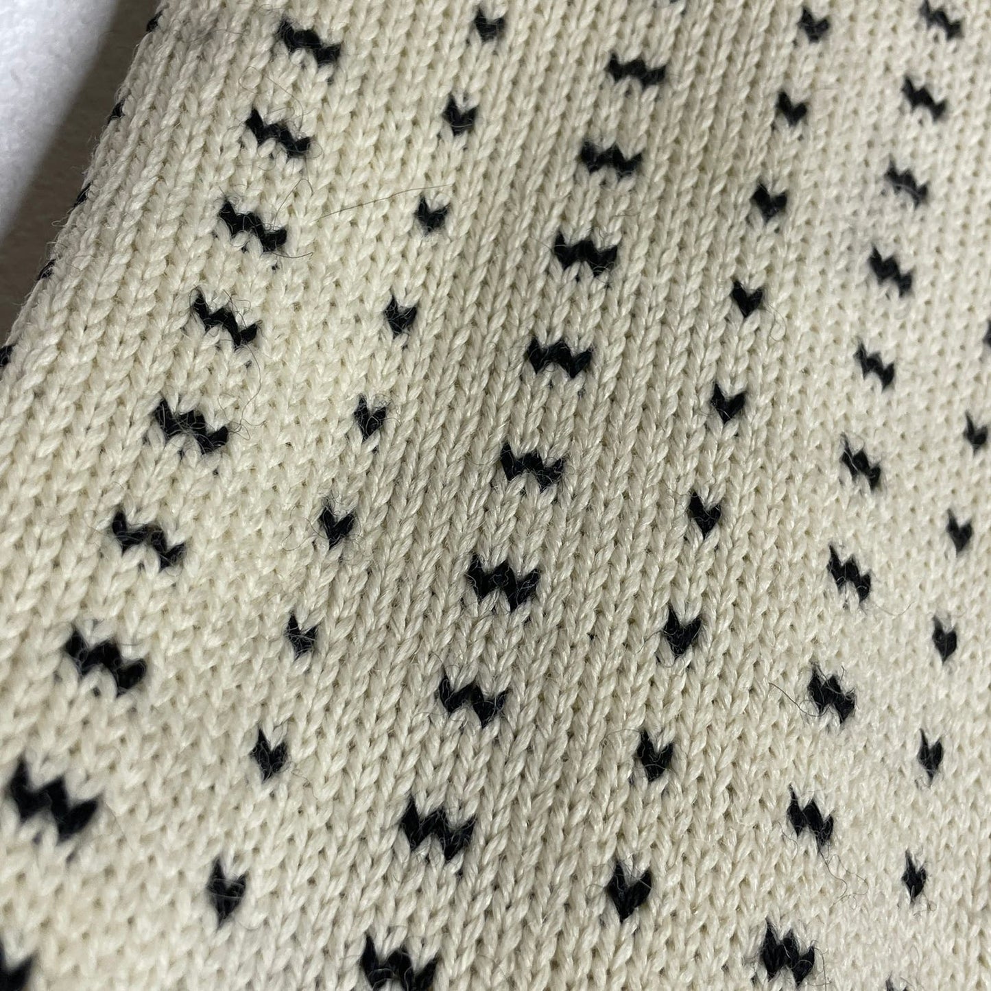 Vintage Handmade Knit Scandinavian Cardigan Sweater Cream Black Large XL Wool