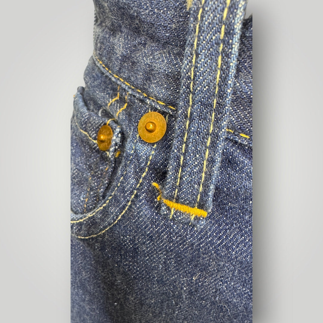 Vintage Levi's Big E 701 Women's Selvedge 1940s Full Hip Thigh 26" Waist XS sz 2