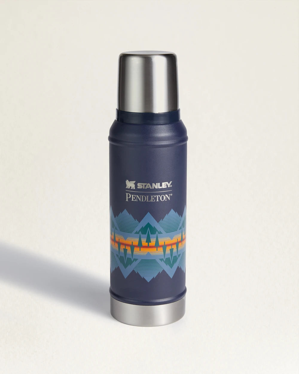 Stanley Classic Legendary Insulated Bottle 1qt
