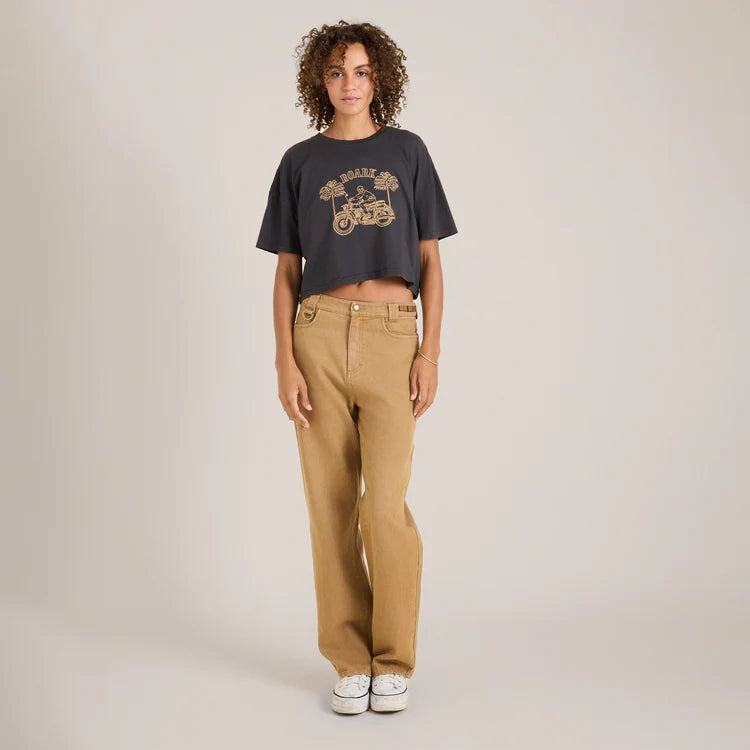 Cropped Boxy Premium Tee