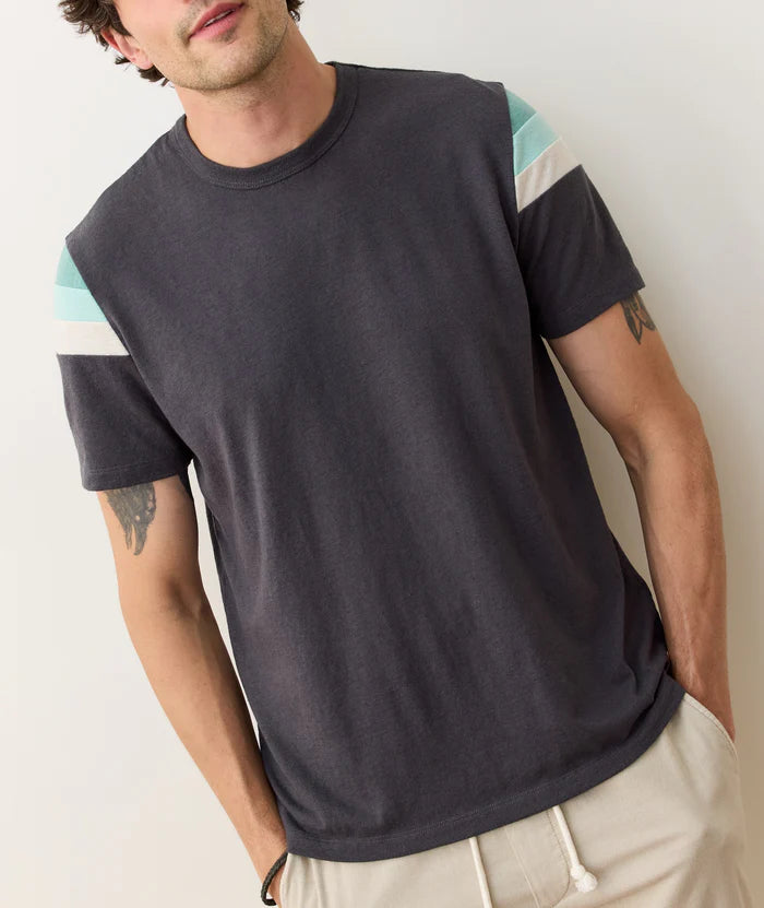 Banks Tee