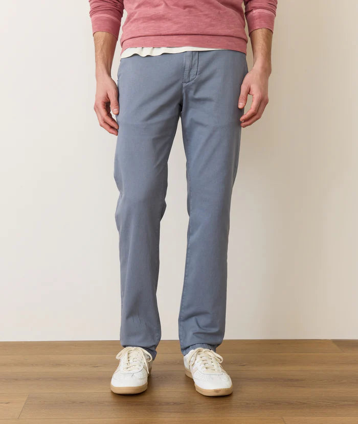 Breeze Saturday Chino