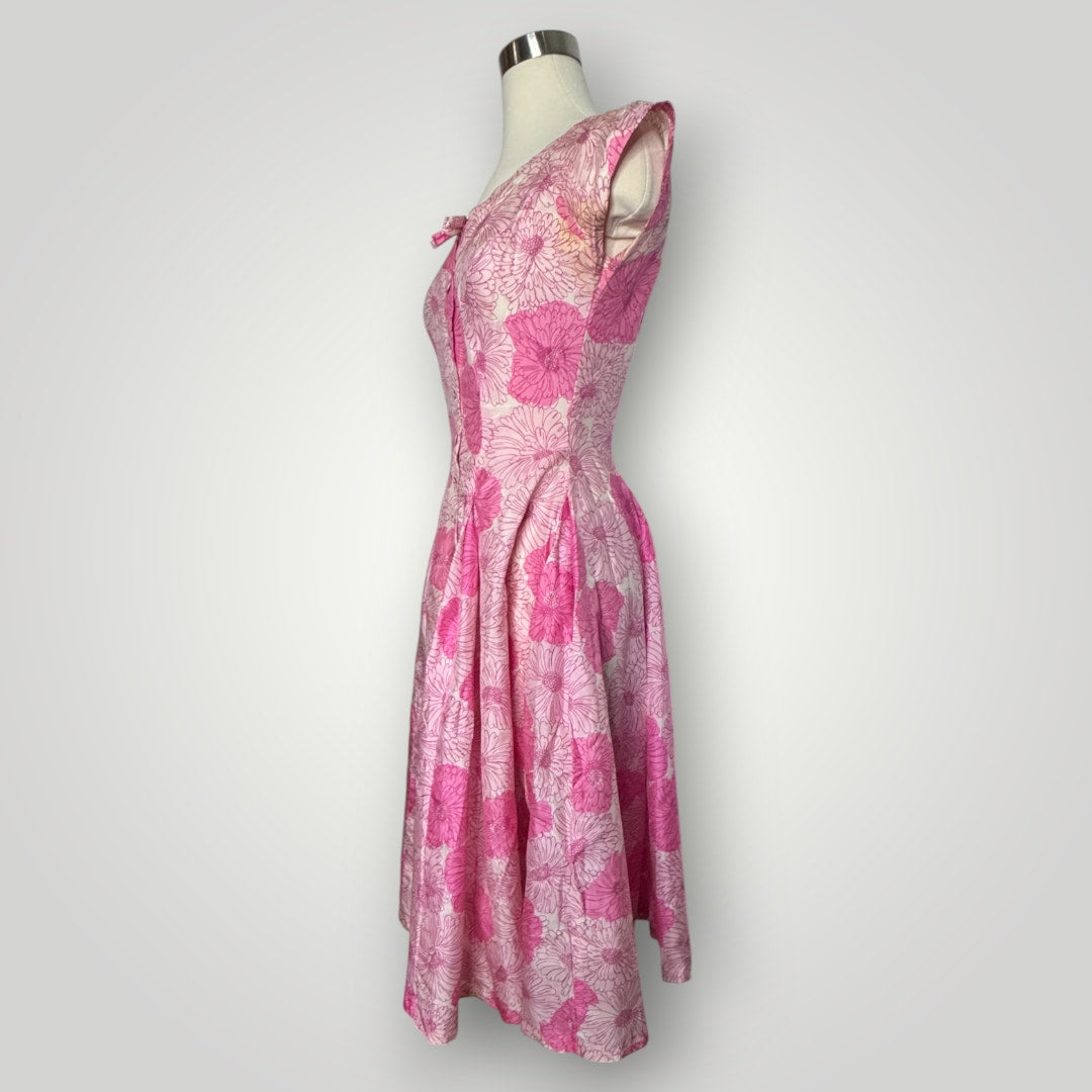 white christmas dresses Pink Semi Mesh Sweet Heart Embroidered Sleeveless 50s Swing Dress, Pink / M