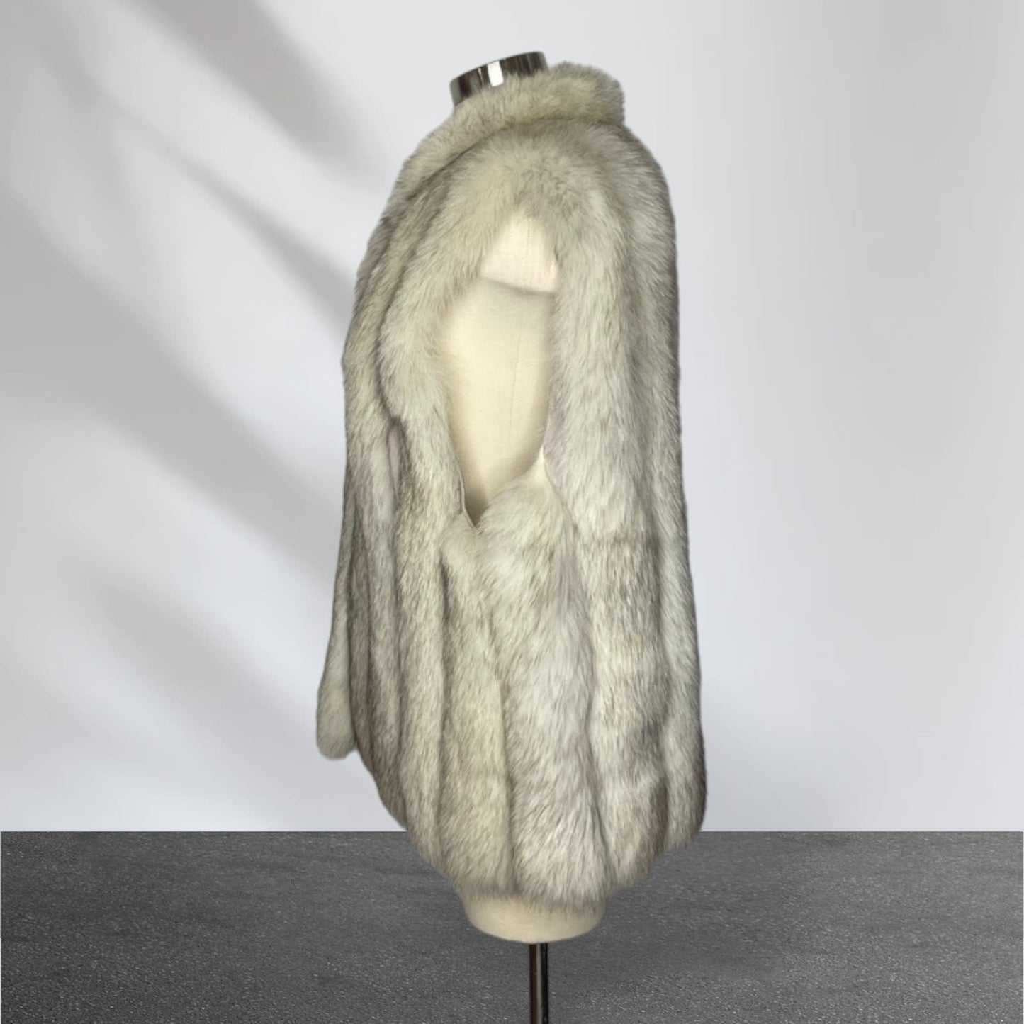 Vintage Natural Blue Fox Fur Vest Lays Furs Women's Large Lined