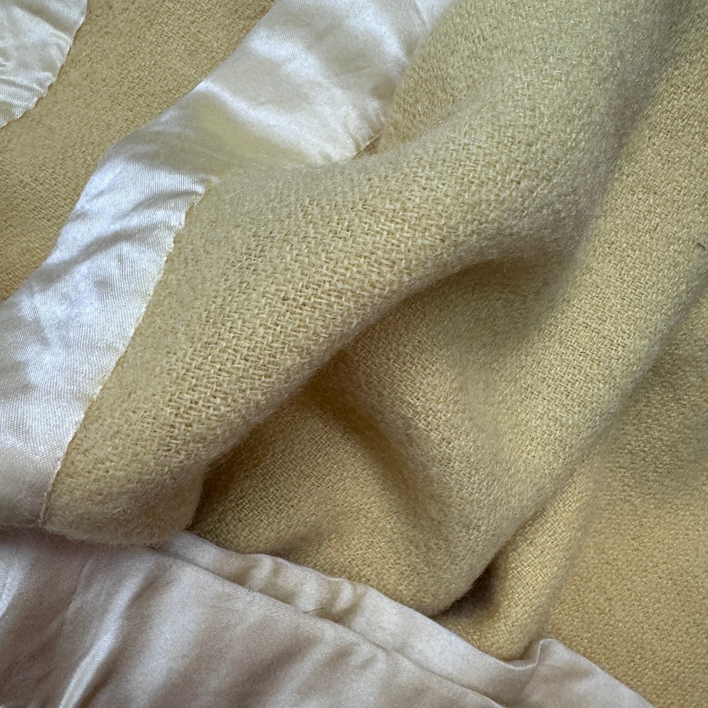 Vintage 1960s Yellow Wool Camp Blanket Satin Trim Twin Size 69”x80” Handsewn