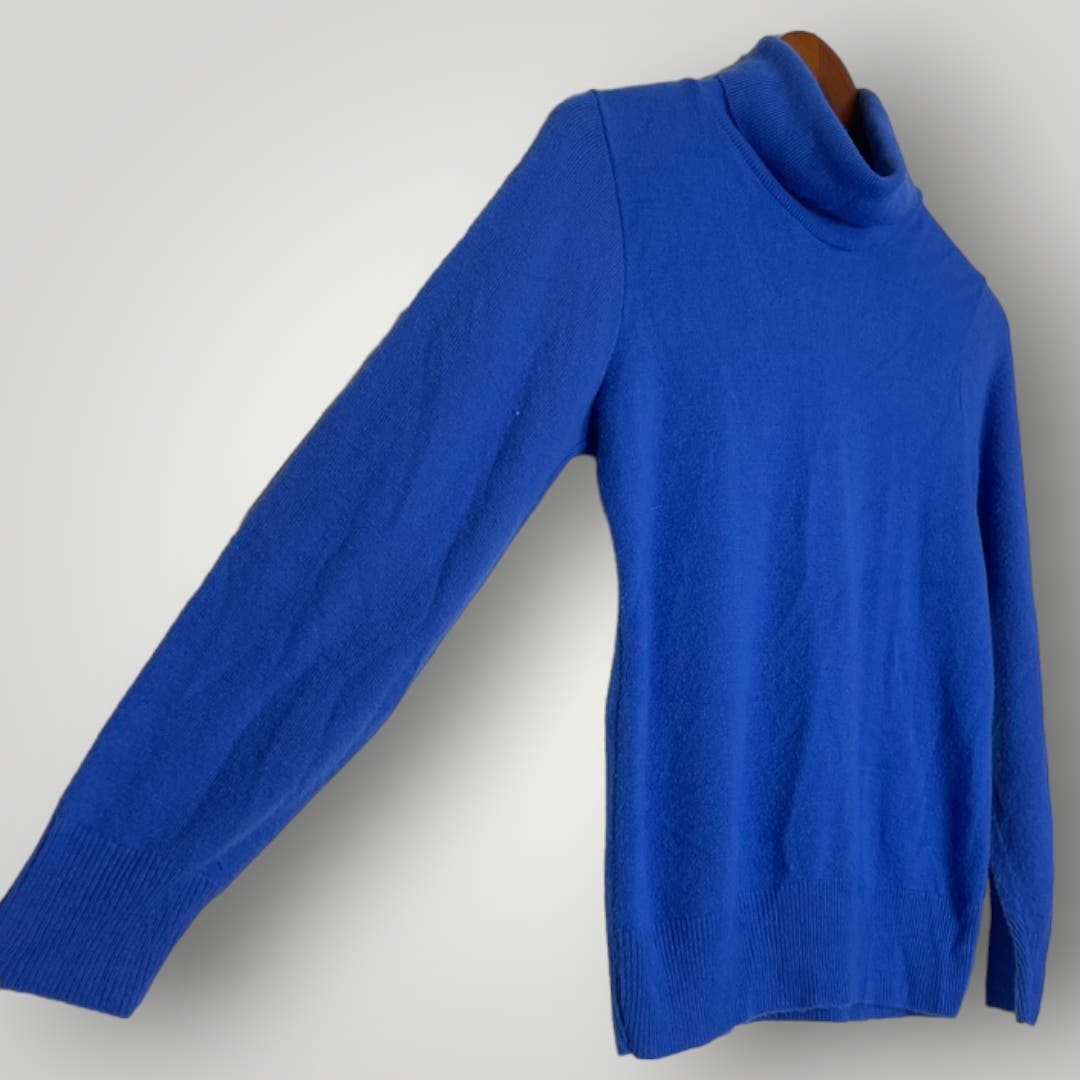 Vintage Blue Wool Lightweight Sweater Pearls Turtleneck Knit Women's Small