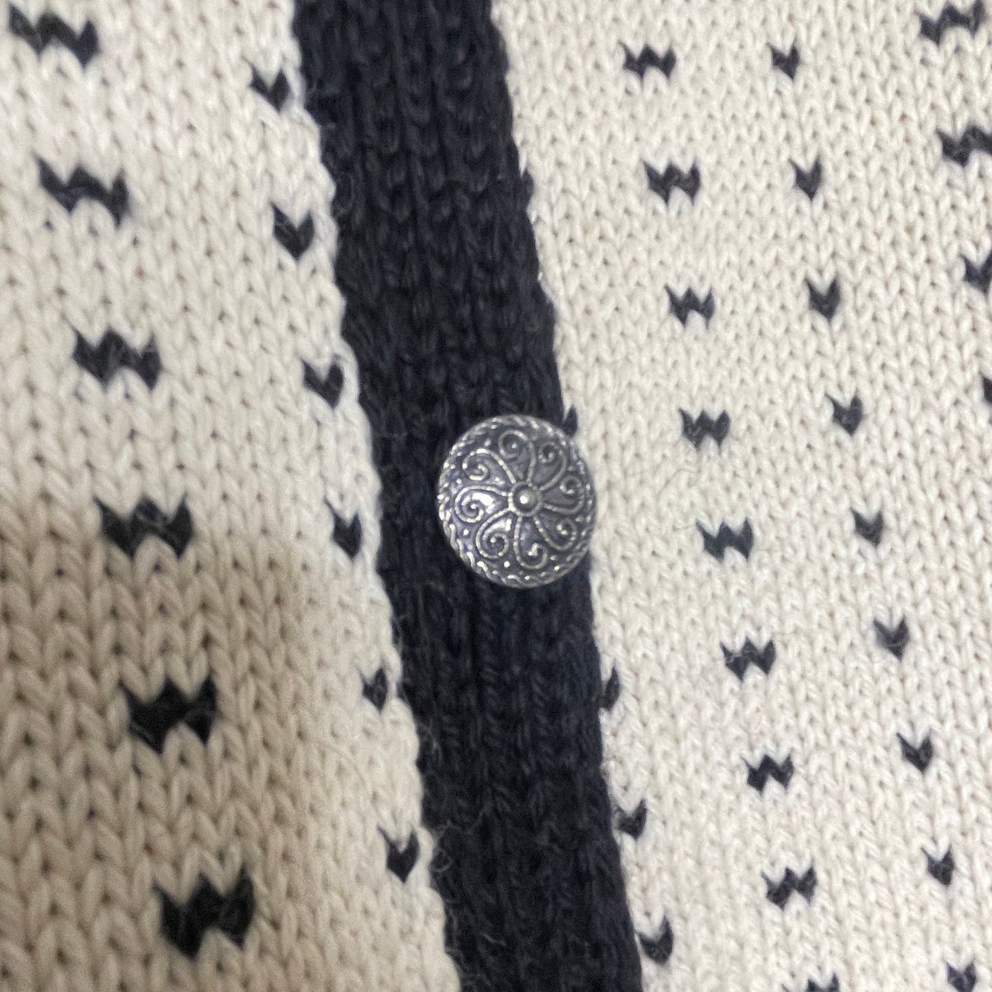 Vintage Handmade Knit Scandinavian Cardigan Sweater Cream Black Large XL Wool