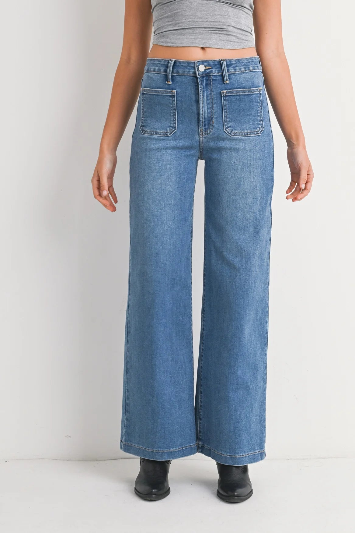 front view of mini pocket wide jeans from just black jeans