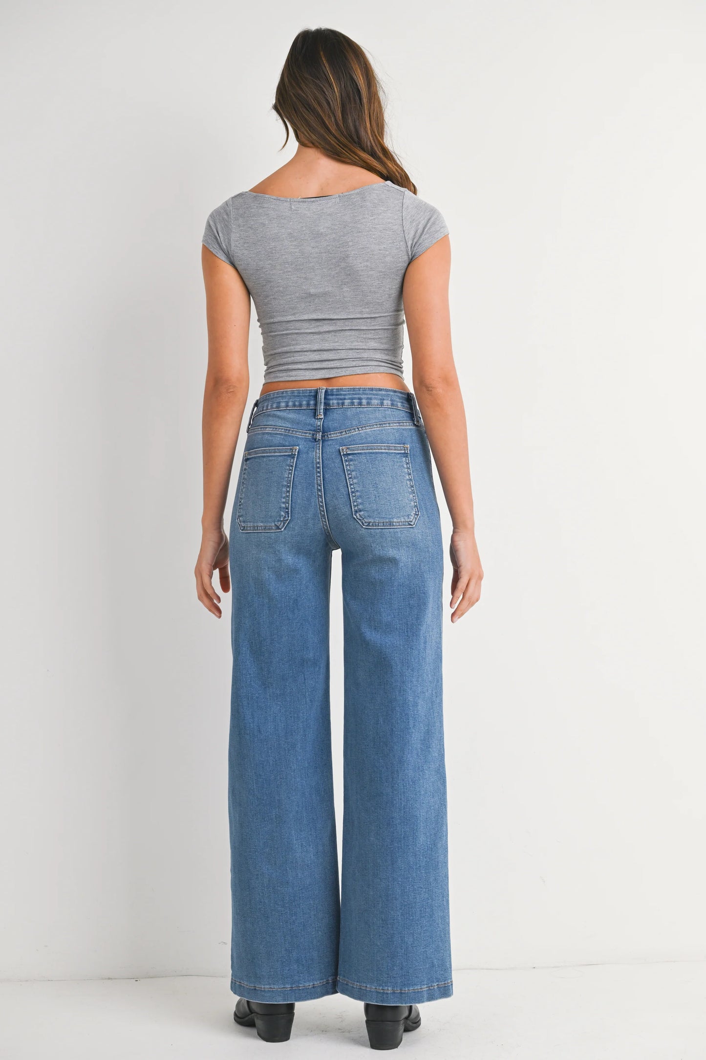 back photo of just black jeans new product