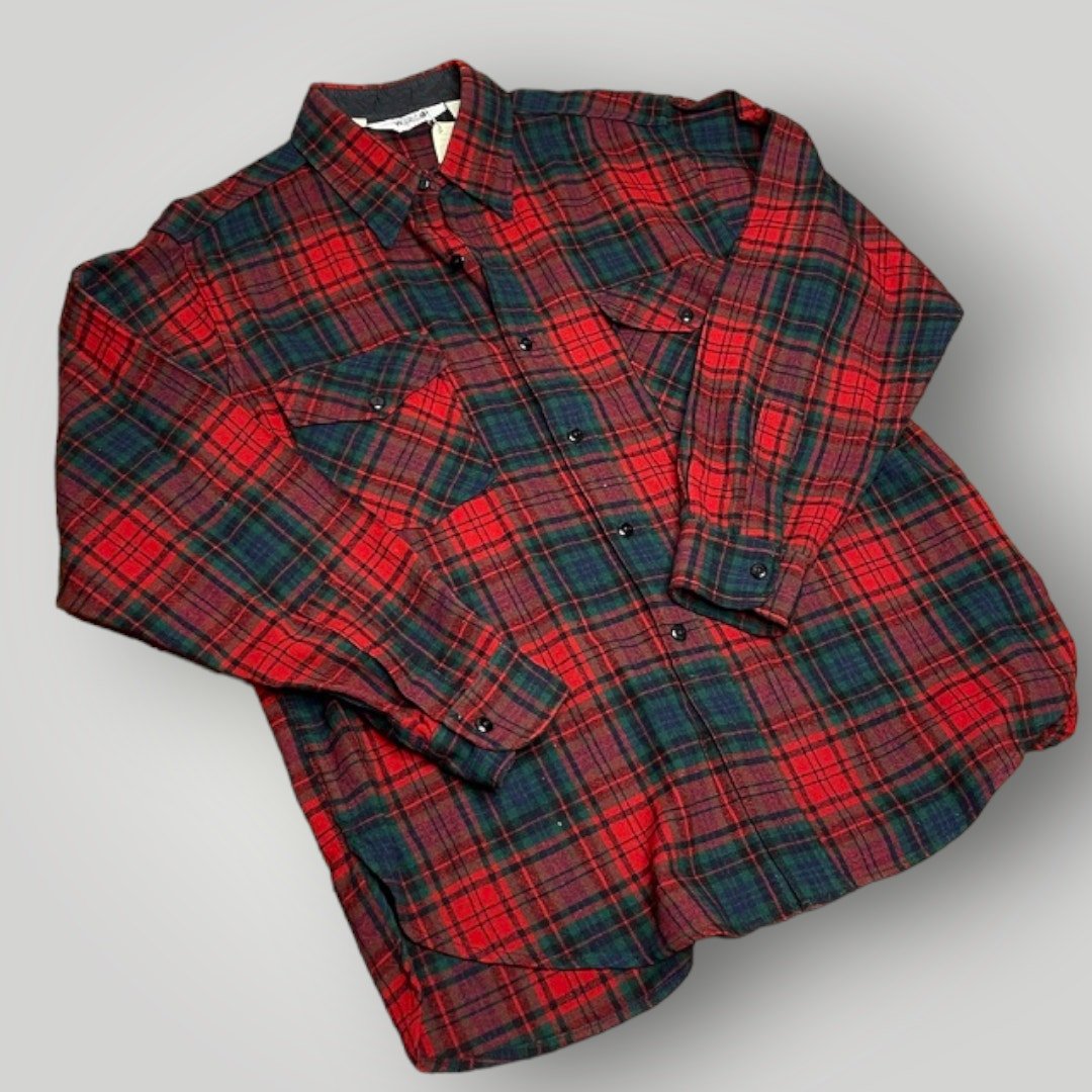 Vintage Woolrich Men's Button Front Shirt Red Green XL Plaid Wool - MST GoodsWoolrich