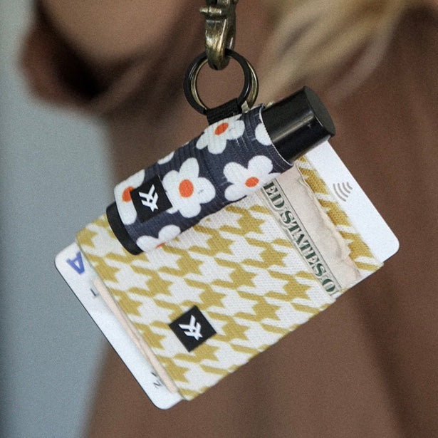 Elastic Wallets
