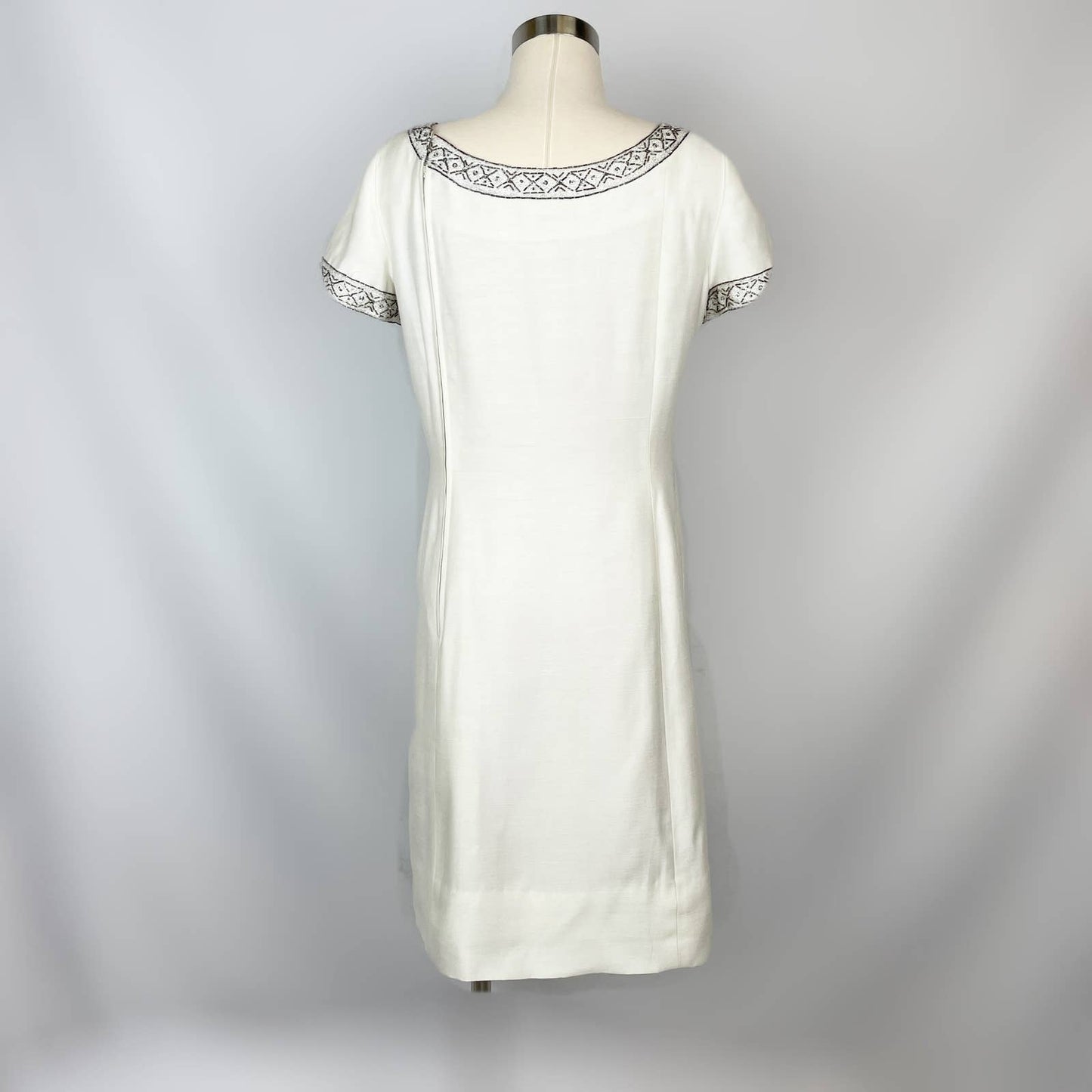 Vintage R & K Originals 1960s Dress Ivory Beaded Collar Knee Length M/L a1004