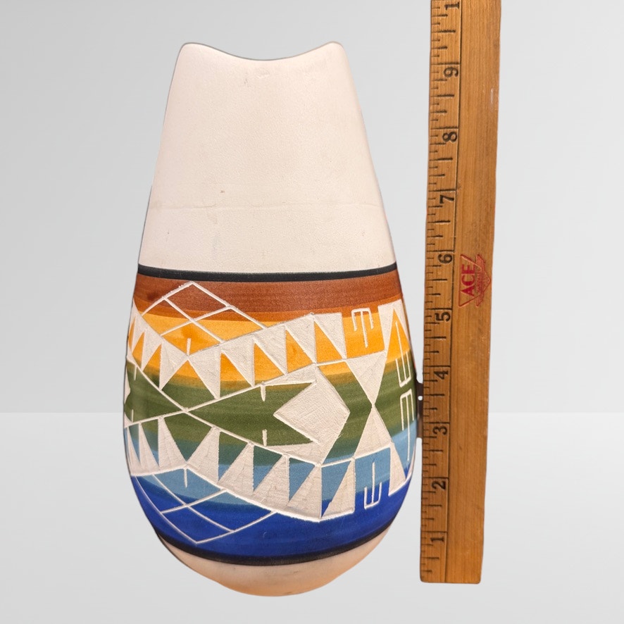 Vtg Sioux Pottery Rapid City South Dakota Vase Signed Swift Eagle Multicolor