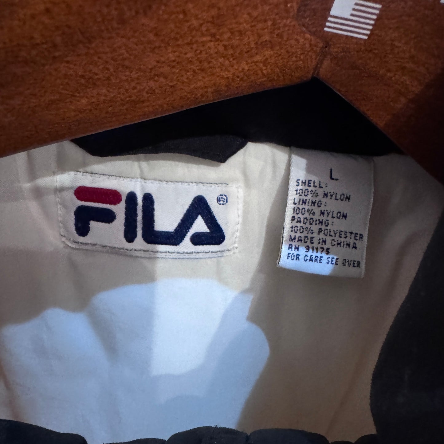 Vintage 1990s Fila Italia Jacket Red White Black Puffer Jacket Mens Large Hood