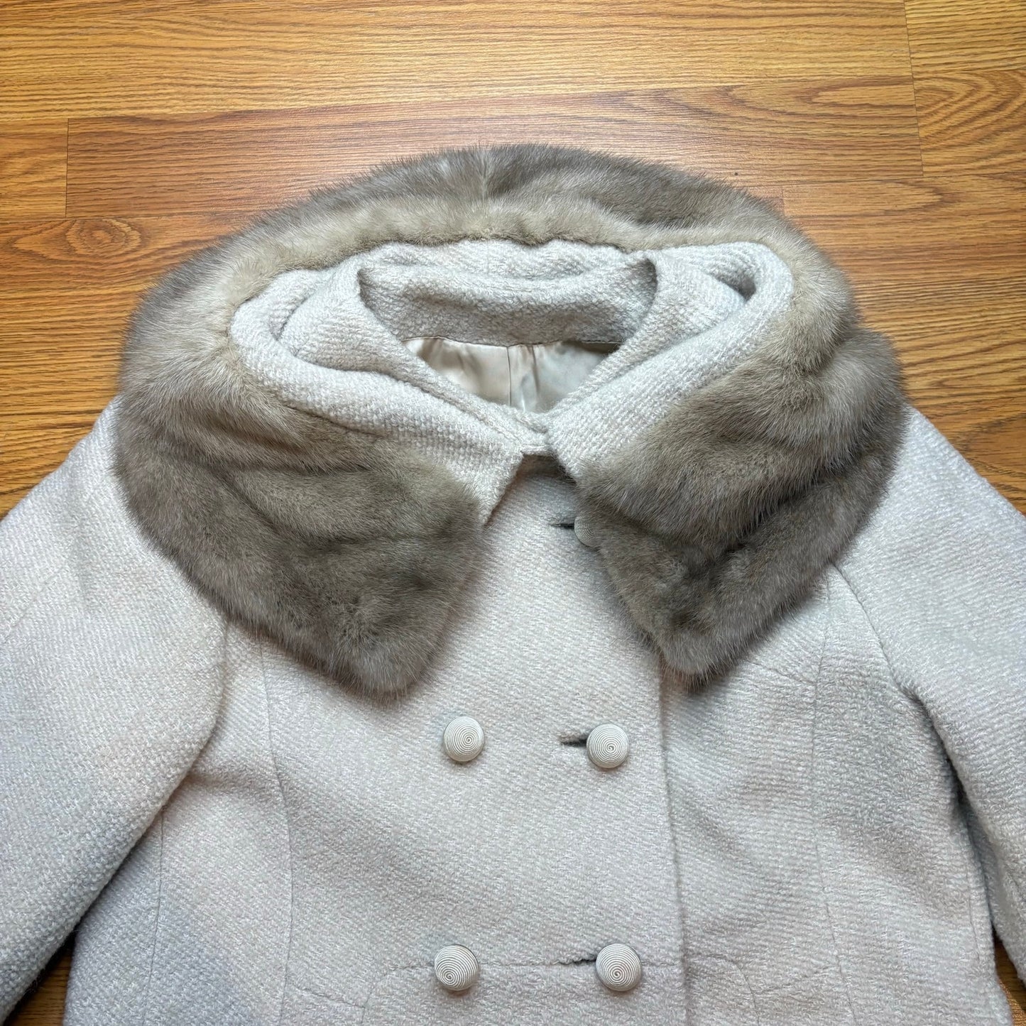 Vintage 1960s Carol Brent Wool Coat Womens Medium Ivory Fur Mink Collar Long