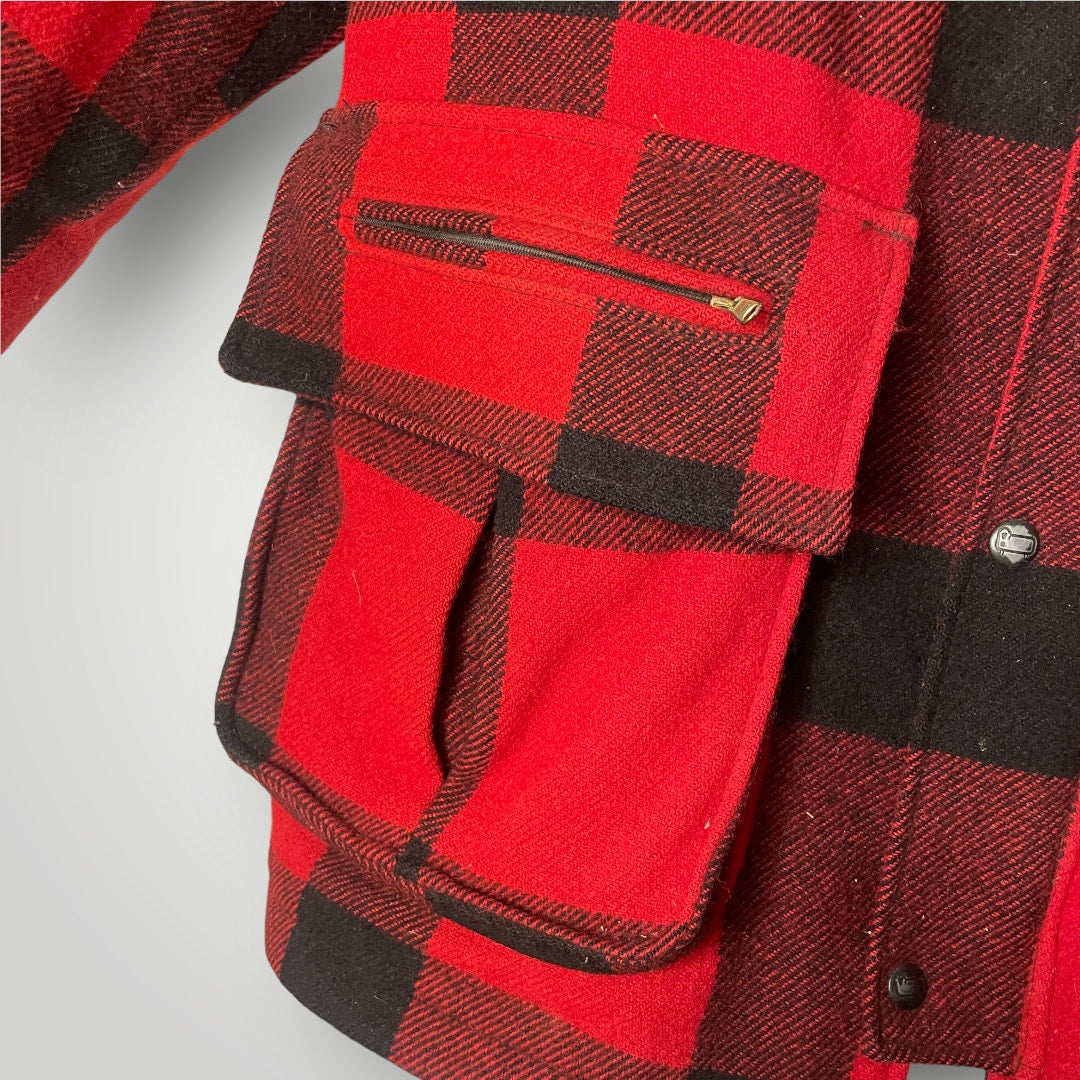 Vintage 1990s Woolrich Buffalo Plaid Wool Mackinaw Hunting Coat Jacket Size M