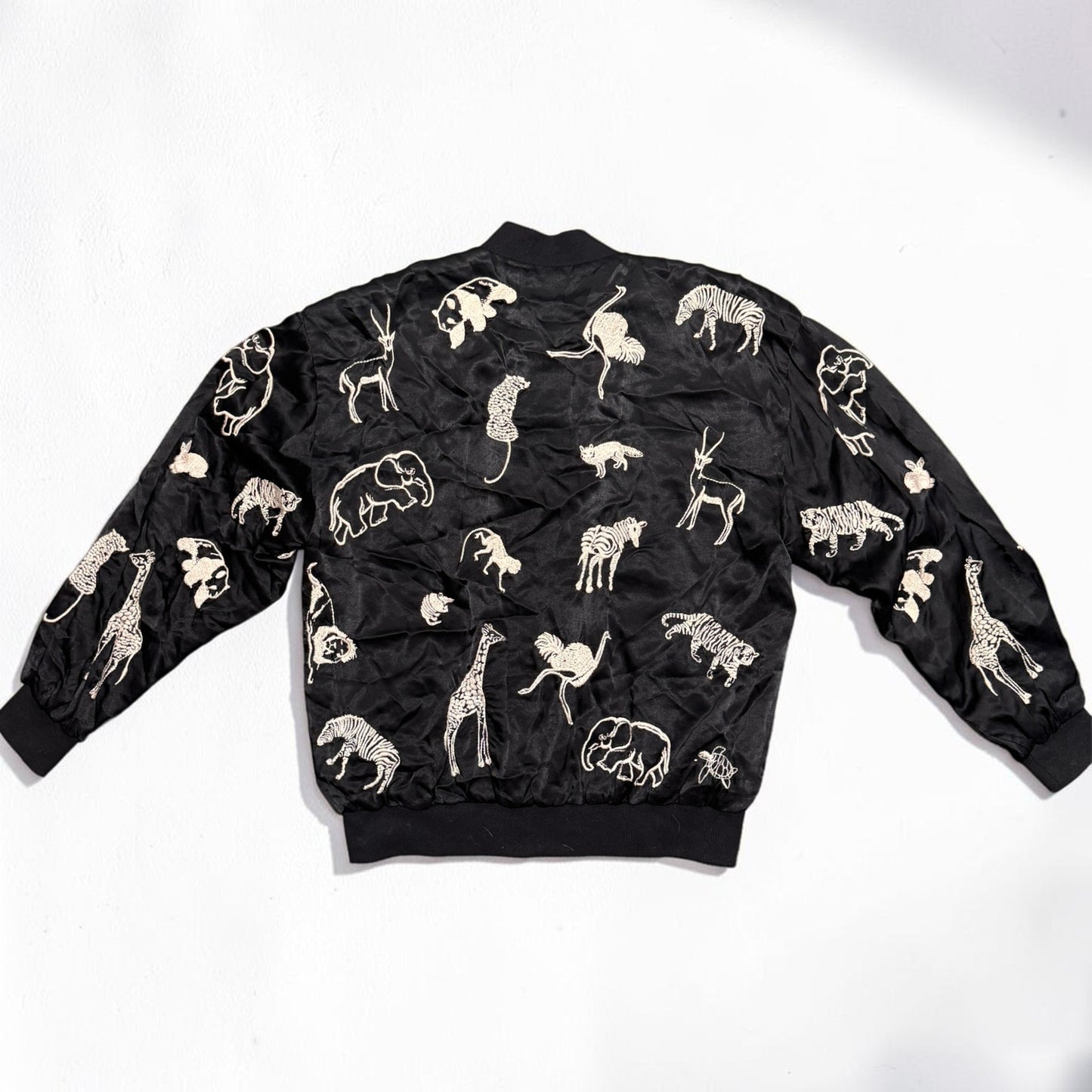 Johnny Was Workshop Satin Silk Bomber Jacket Embridered Animals XS Oversized