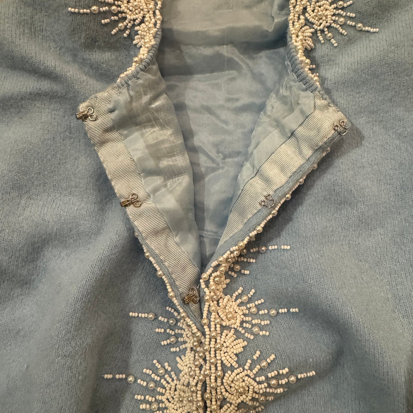 Vtg 1960s Blue Beaded Pearl Cardi Floral Sweater Ivory Angora Wool Blend Lined