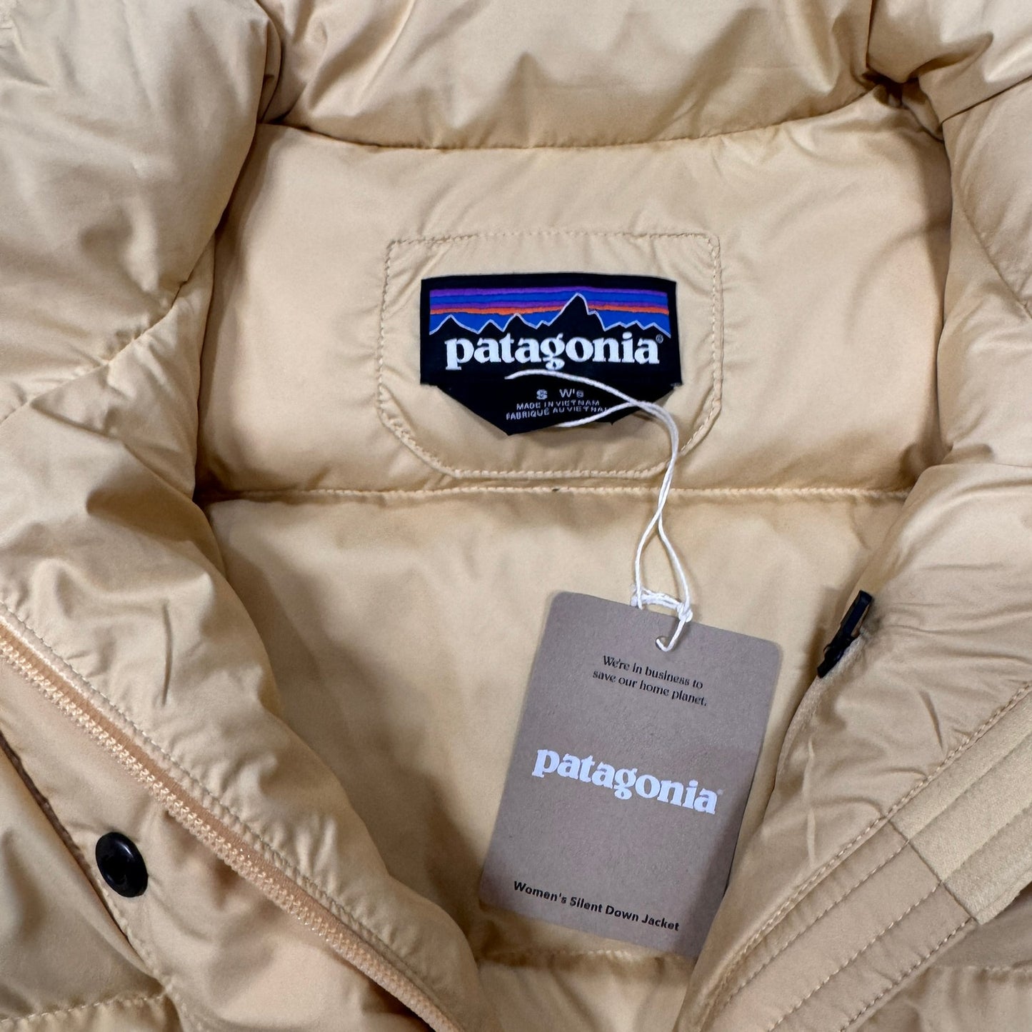 Patagonia Butter Yellow Down Puffer Women's Small NWT New with Tags