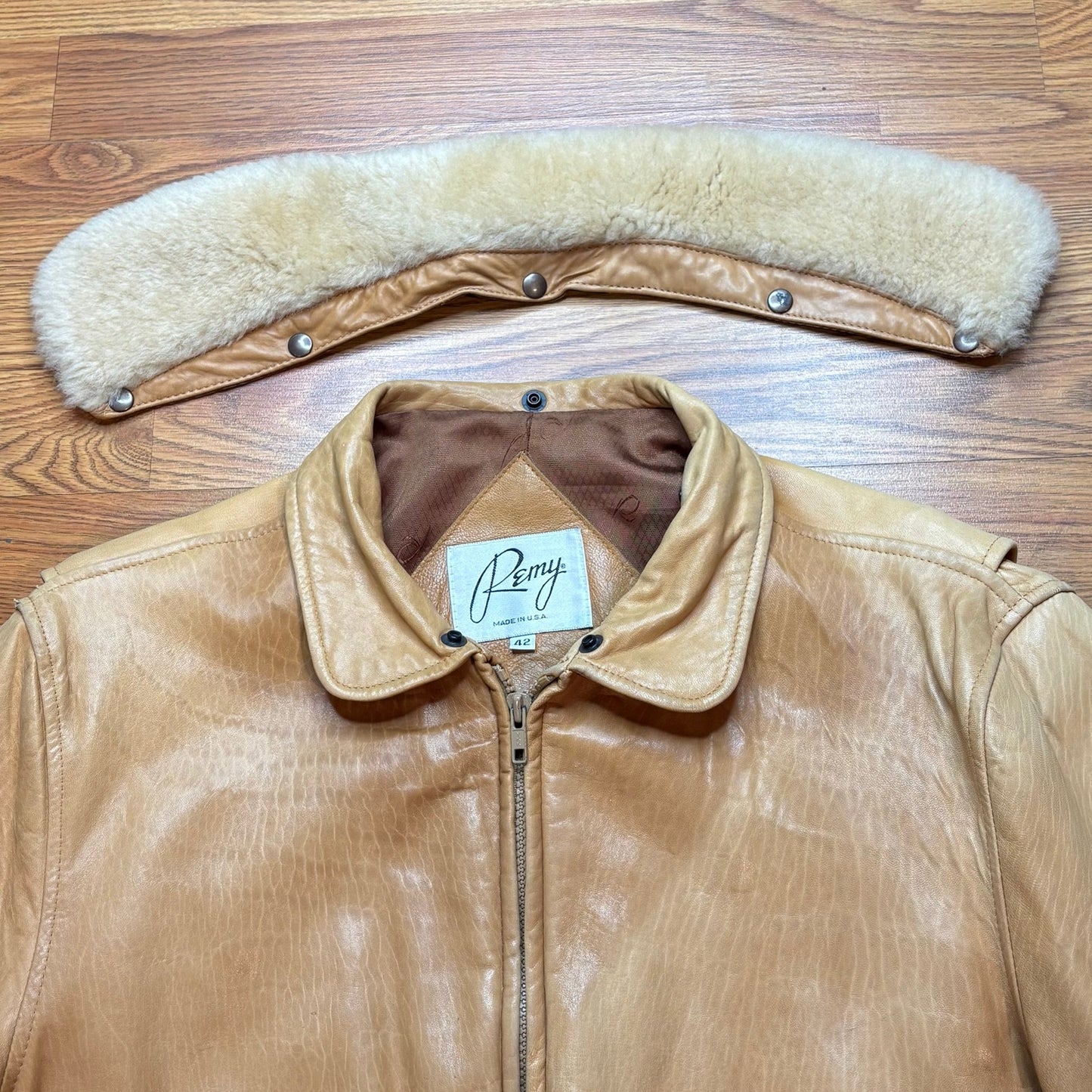 Vintage 1980s Remy Leather Bomber Tan Jacket Mens Large USA Shearling Collar