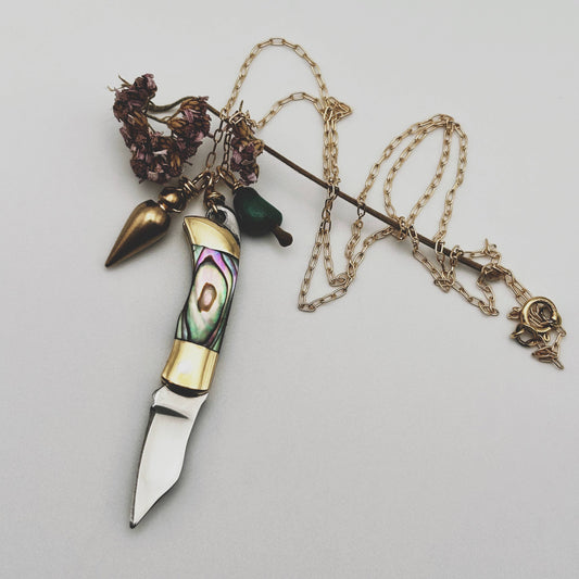 Handmade Billie Jr. Necklace (Abalone)