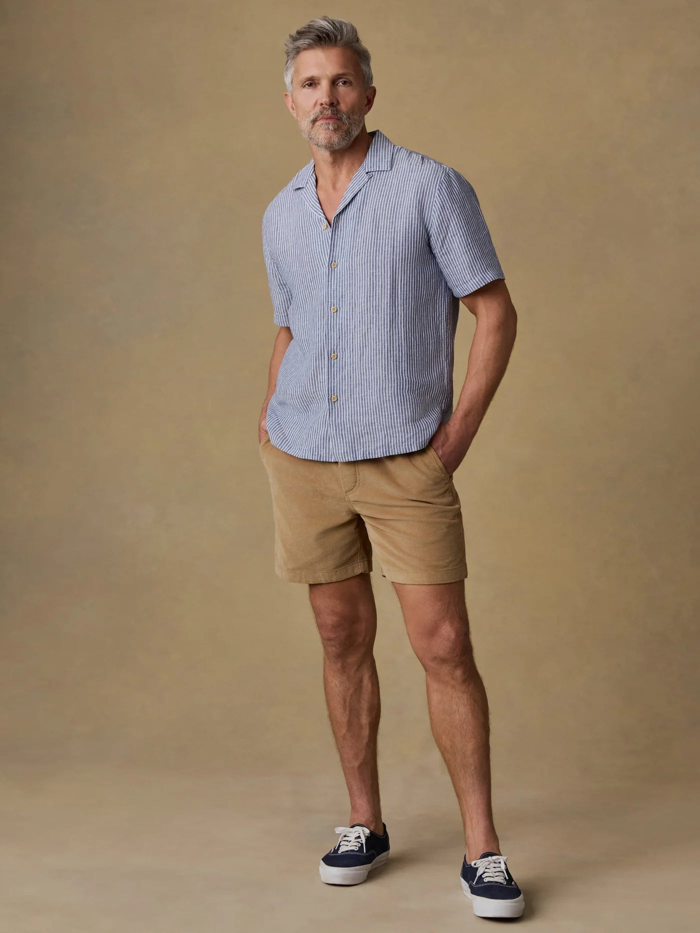 6" Essential Corduroy Short