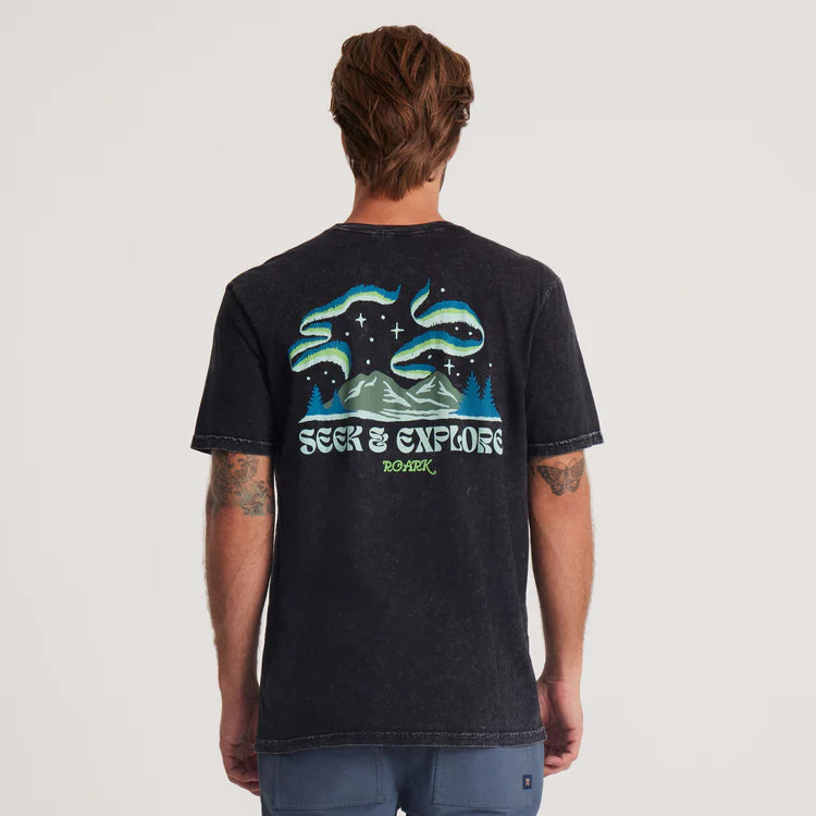 Seek & Explore Go North Premium Tee