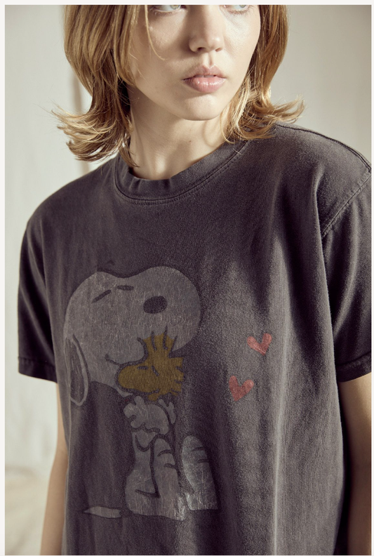 Peanuts Snoopy XOXO Tee