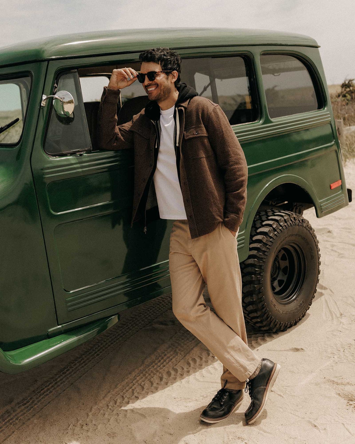 The Ledge Shirt in Black Coffee Linen Tweed