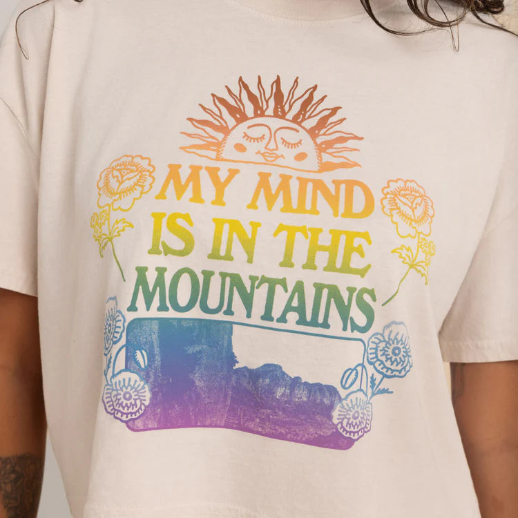 Mountain Cropped Boxy Premium Tee