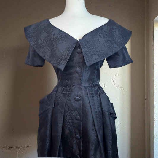 Vintage Dress 1990s Oscar De La Renta Collared Brocade Button Front Black Midi M