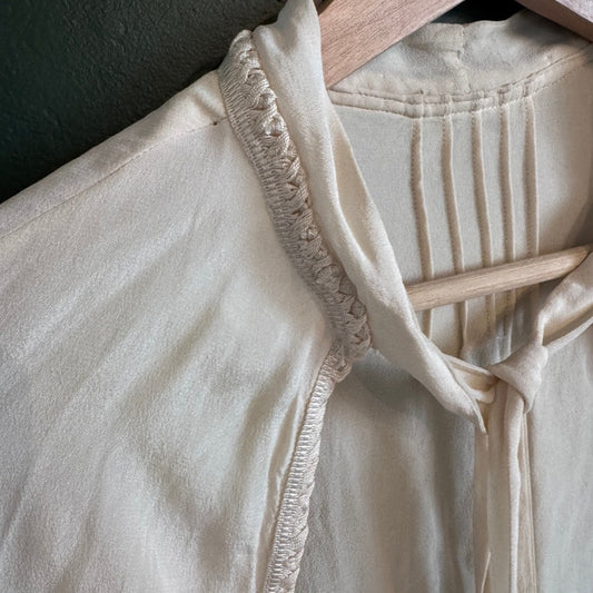Antique Vintage Silk 1920s Cream Capelet Cape Fringed Trim Pintuck Elegant
