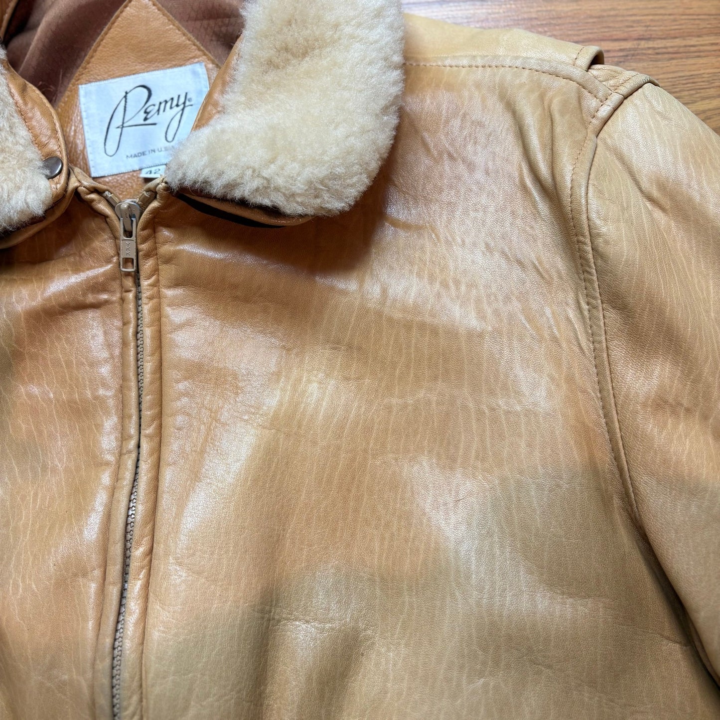 Vintage 1980s Remy Leather Bomber Tan Jacket Mens Large USA Shearling Collar
