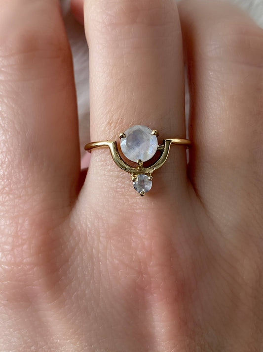 Brass Cradled Moonstone Ring - MST GoodsRingBaizaar