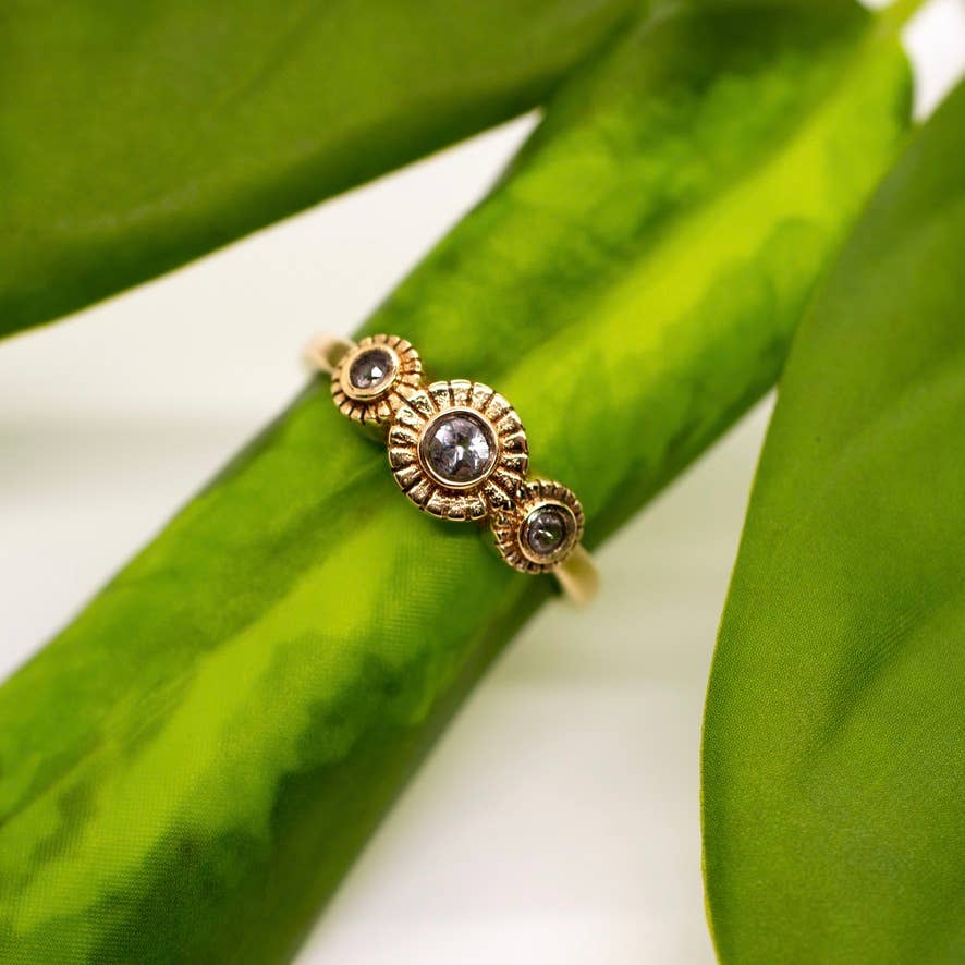 Brass Crystal Blossom Ring - MST GoodsRingBaizaar