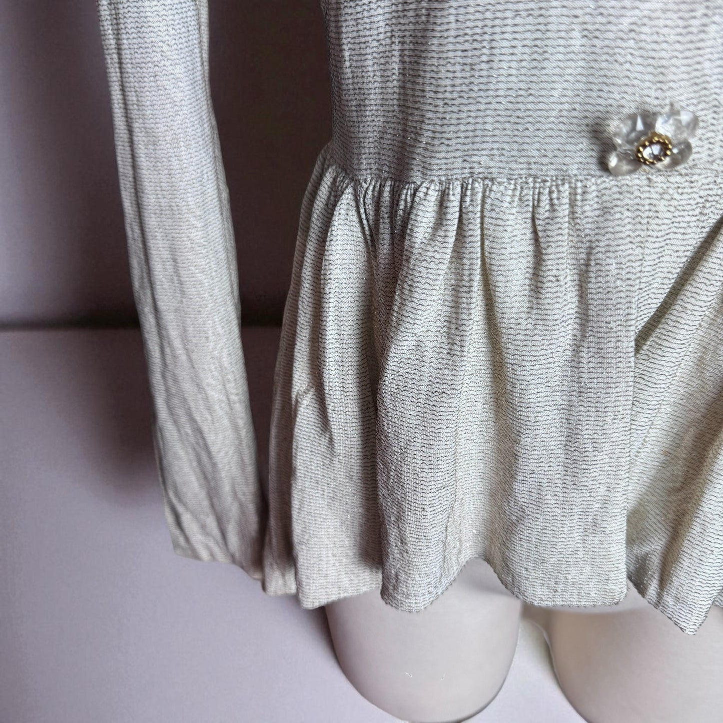 Vintage 1940s Lurex Metallic Button Top Blouse Peplum Hem White Gold Threads