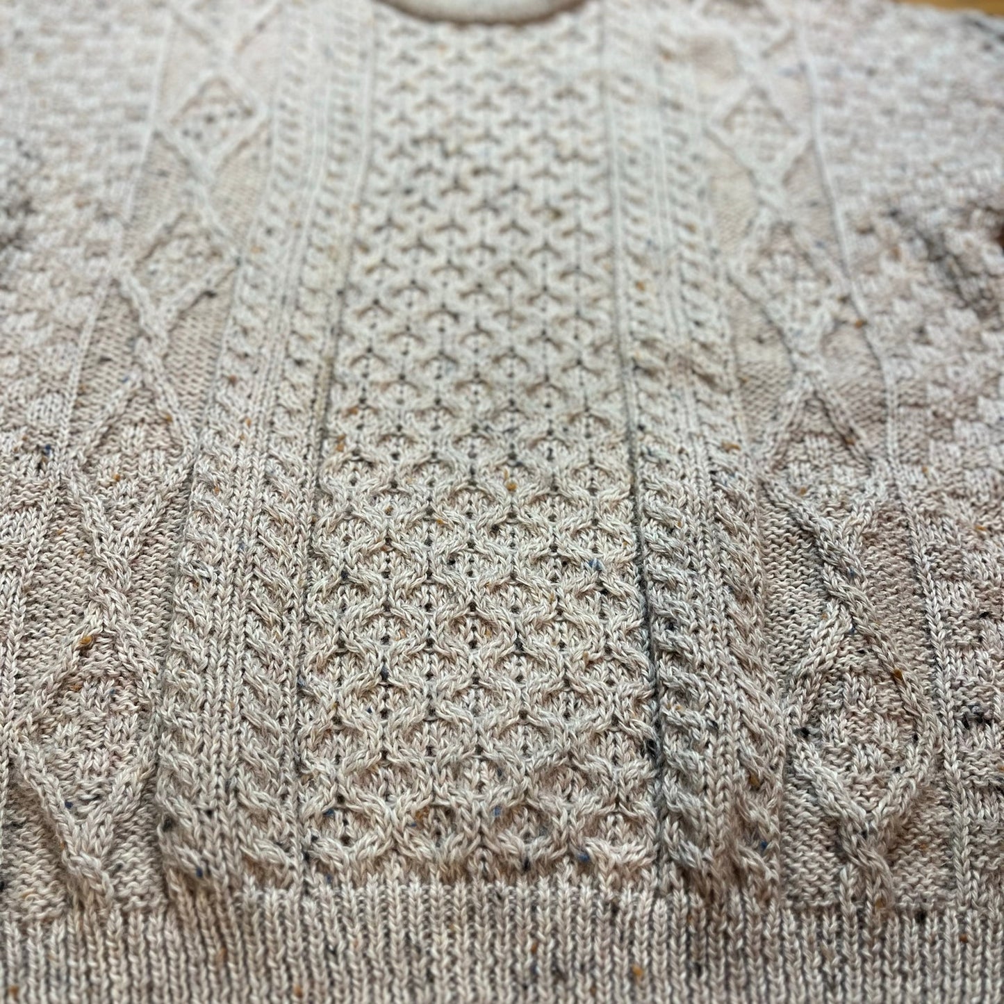 Vtg Aran Crafts Ireland Wool Fisherman Sweater Oatmeal Heather Speckle Men Lg