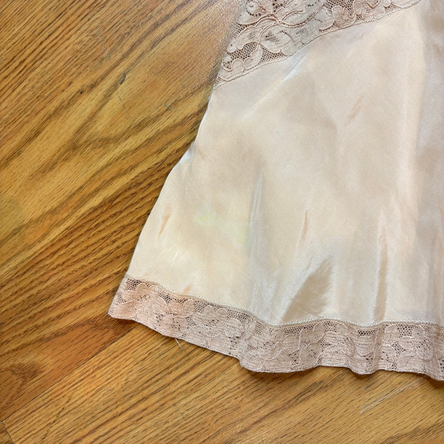 Vintage 1930s Bed Jacket Silk Blush L Lace Peignoir Robe Coquette Boudoir