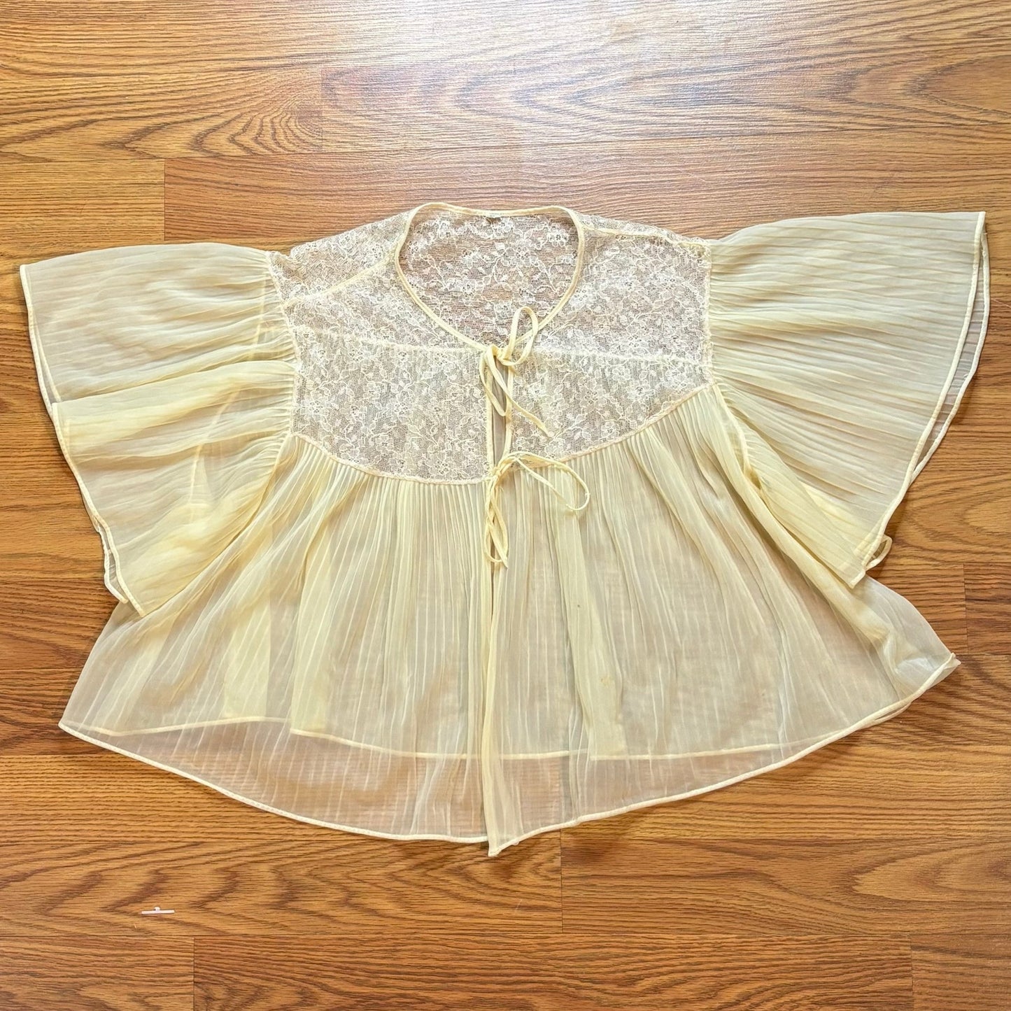 Vtg 1960s Sheer Butter Yellow Lace Pleated Blouse Tie Front Bell Sleeve Boho