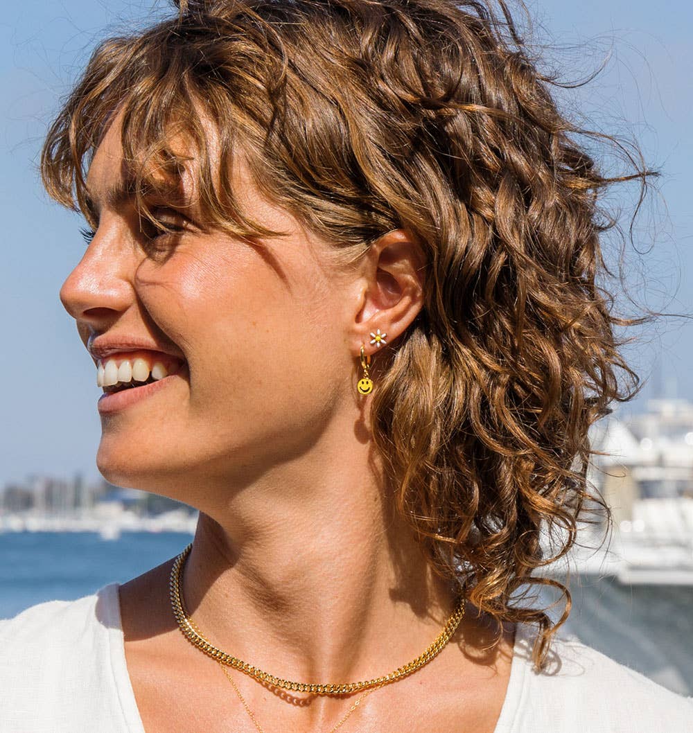 Daisy Stud Earrings - MST GoodsAmano Studio