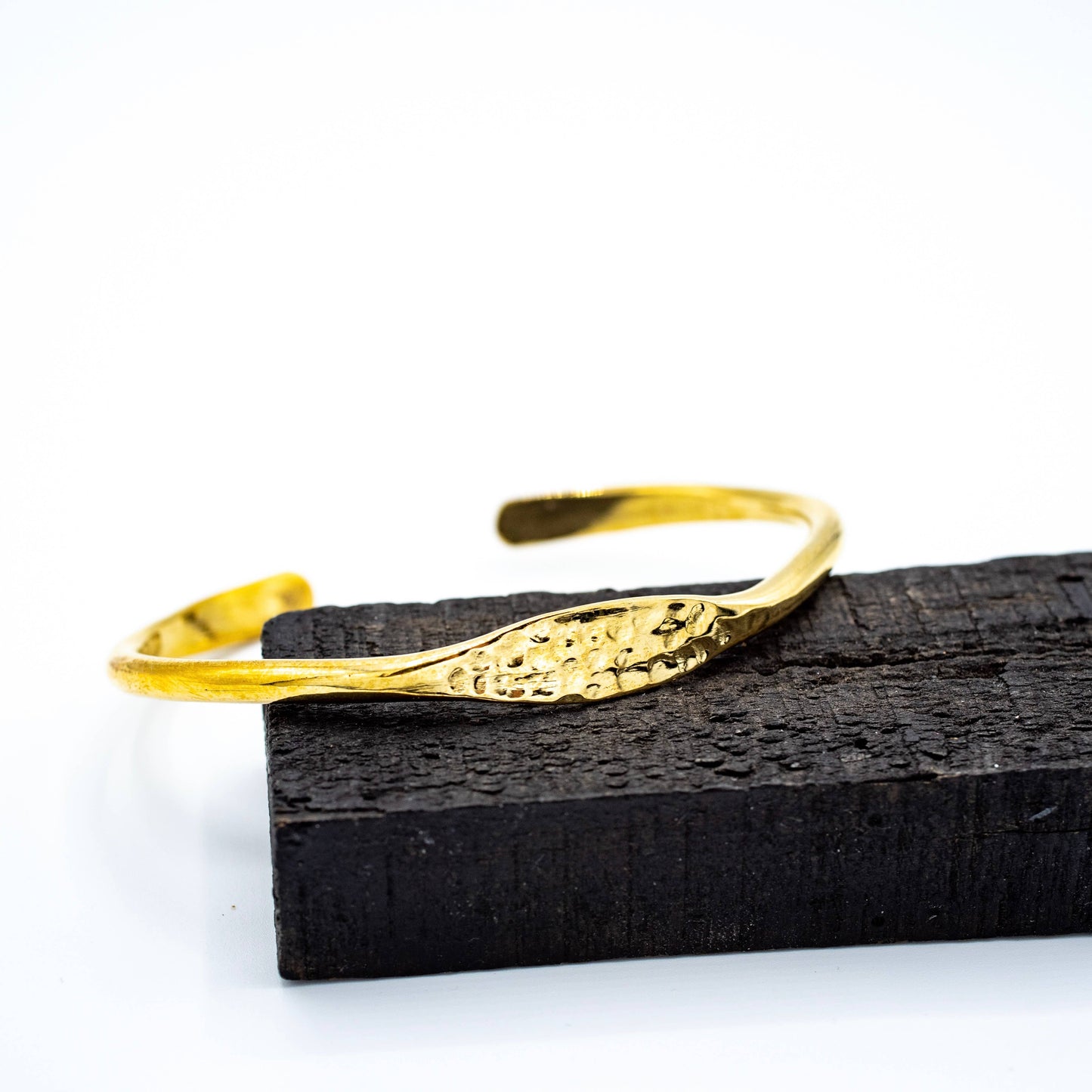 Brass Hammered Center Bangle