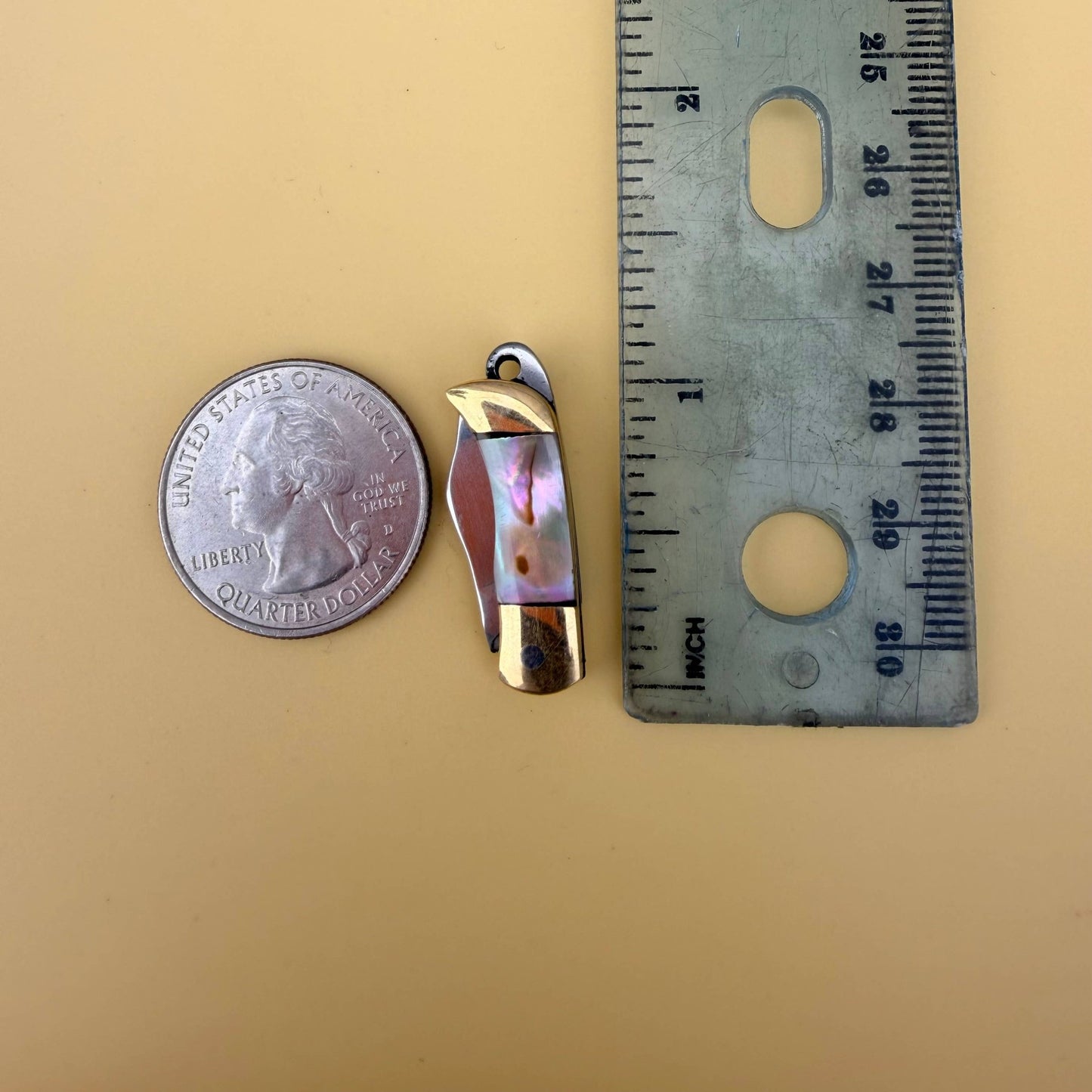 Handmade Billie Jr. Necklace (Abalone) - MST GoodsFluff Hardware