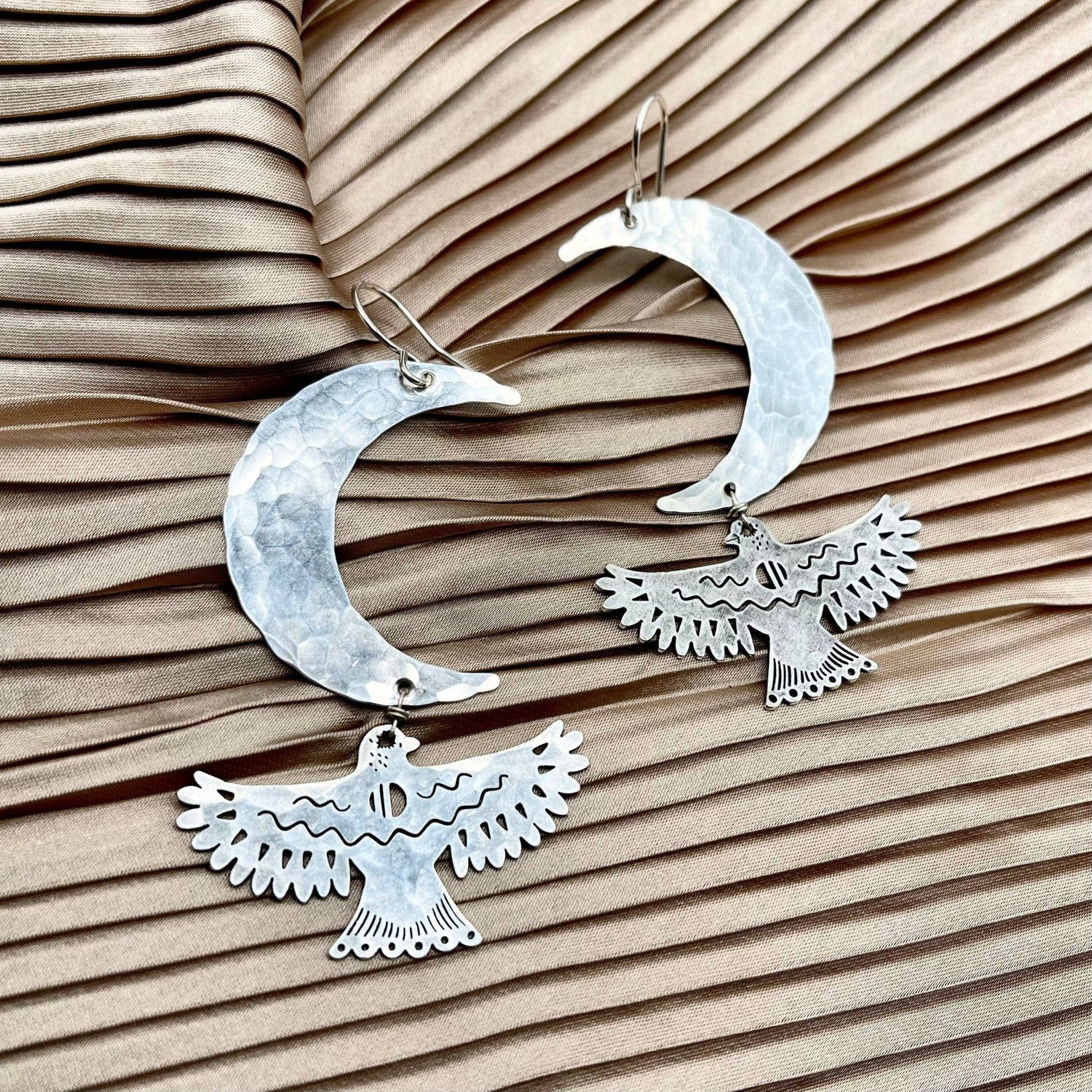 Handmade Night Wing Earrings - MST GoodsFluff Hardware