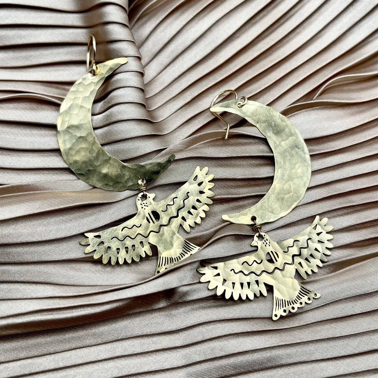 Handmade Night Wing Earrings - MST GoodsFluff Hardware
