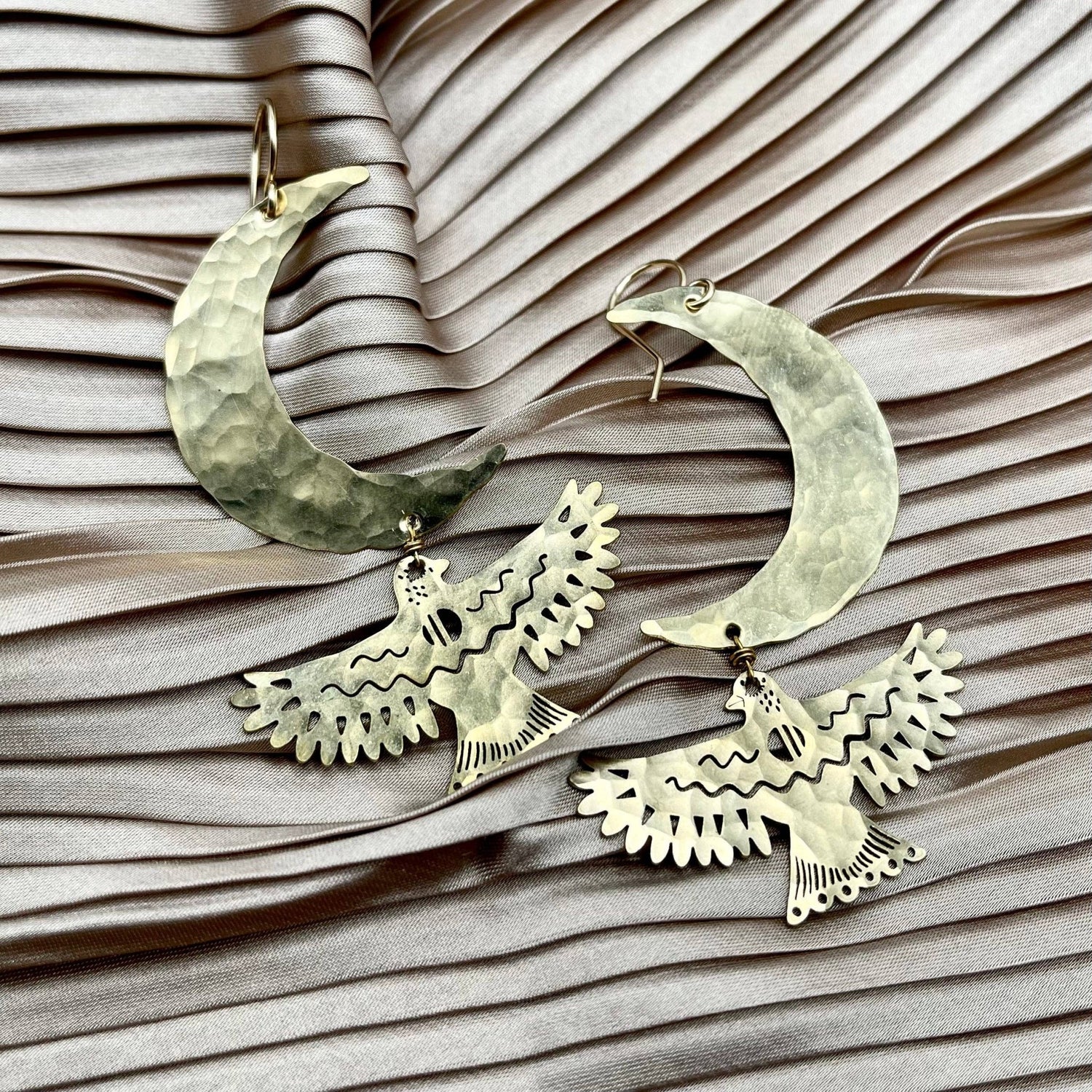 Handmade Night Wing Earrings - MST GoodsFluff Hardware