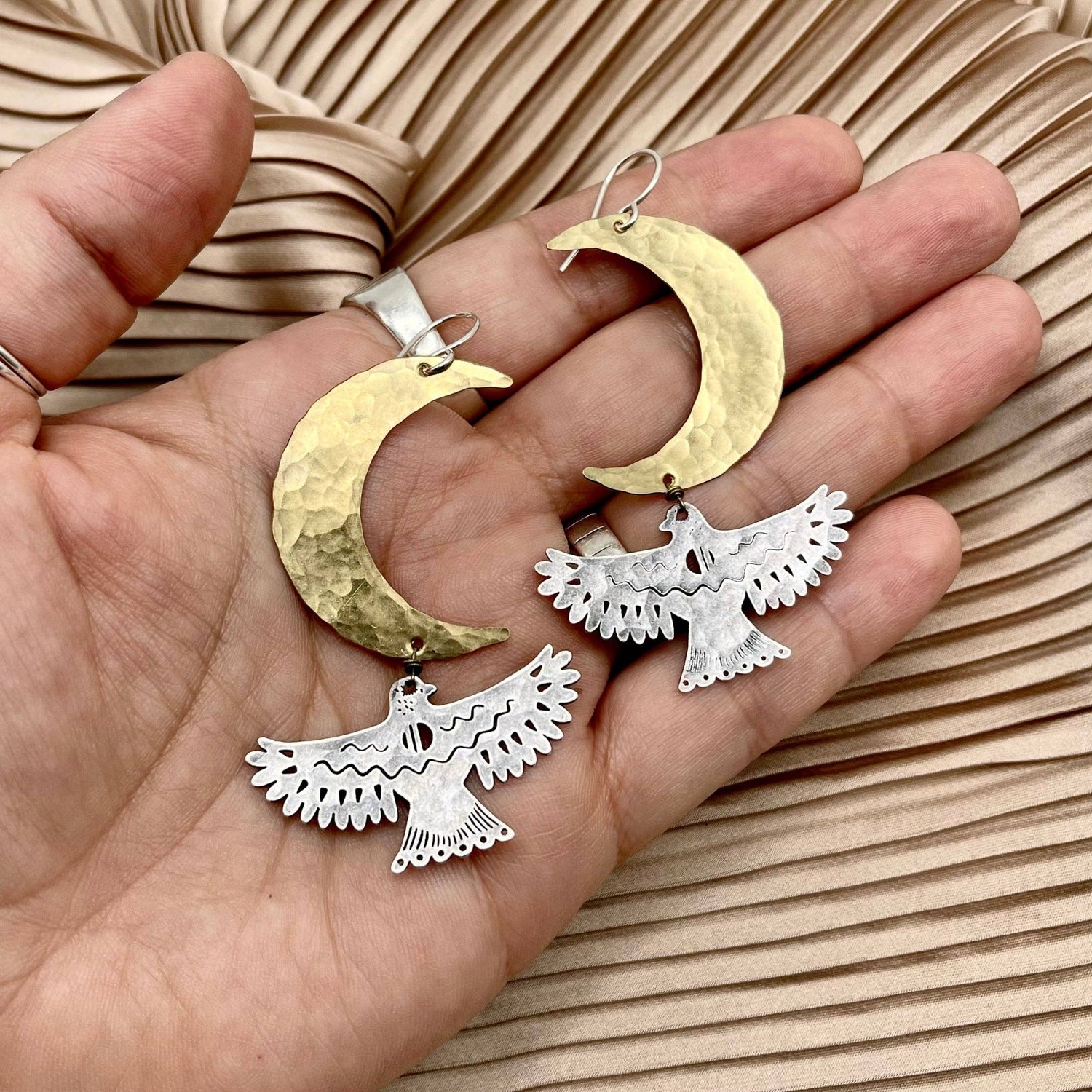 Handmade Night Wing Earrings - MST GoodsFluff Hardware